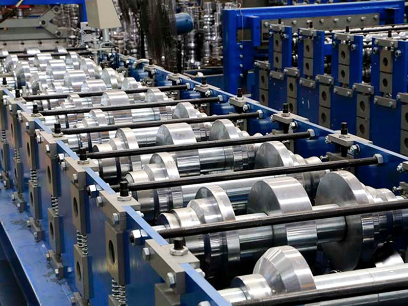 490-Type Metal Standing-seam Roofing Machine