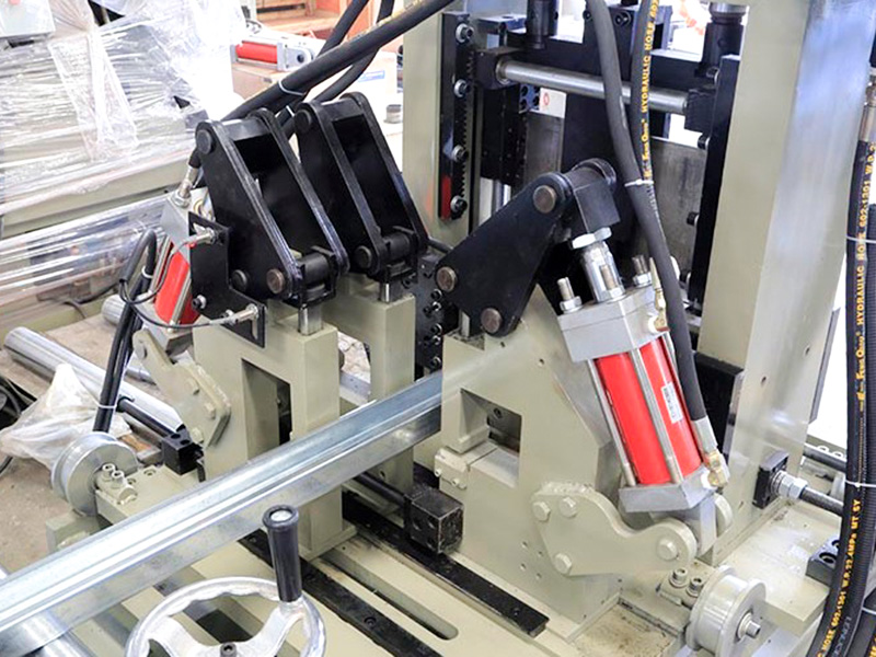 CU60-200 Type Purlin Roll Forming Machine